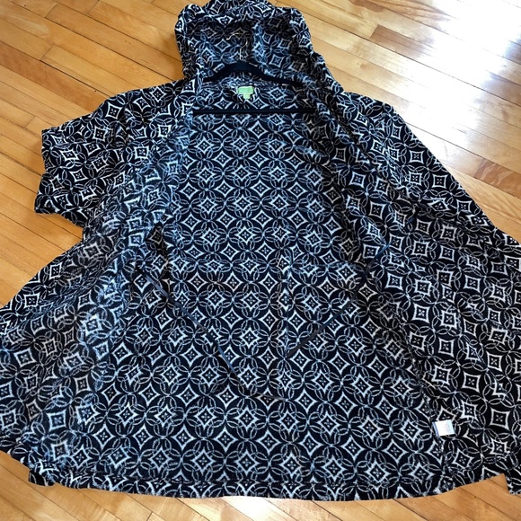 Vera Bradley Bathrobe Hooded Pockets Plush Comfy Cozy Warm Black White L/XL - Picture 6 of 7